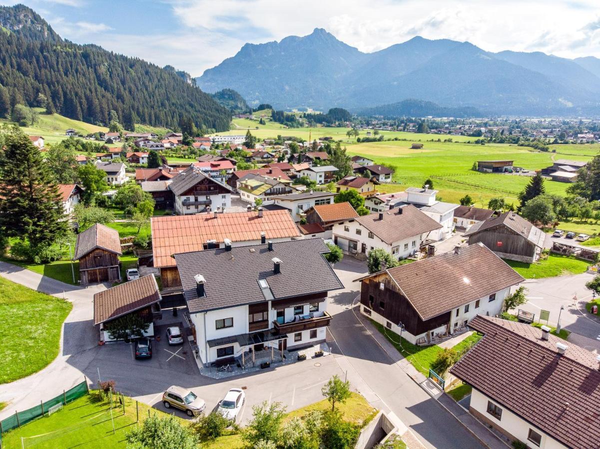 Haus Gebhard Apartment Reutte Exterior photo
